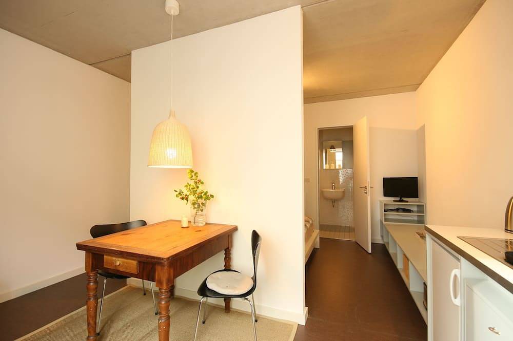 Ganze Wohnung, Kleines, stilvolles Gästeapartment mitten in Weimars historischer Altstadt. in Weimar, Weimarer Land