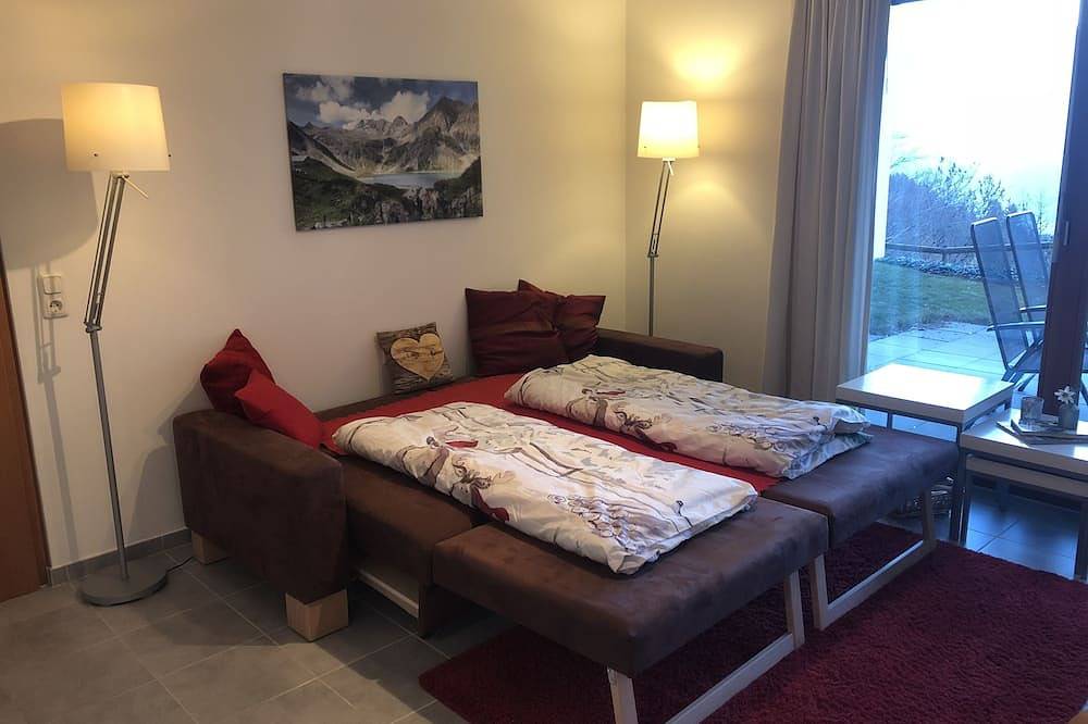 Geheel appartement, Vakantieappartement met tuingedeelte in Rätikon mountain range, Bürserberg