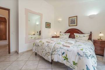 Bungalow para 8 Pessoas em Estômbar, Estômbar e Parchal, Foto 2