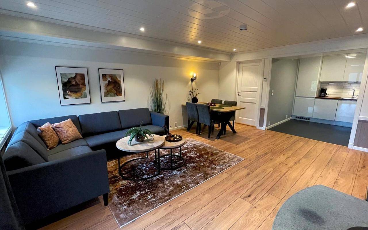 Ganze Wohnung, Otnes Fjordside - Large 80m2 860sqft in Sognefjord