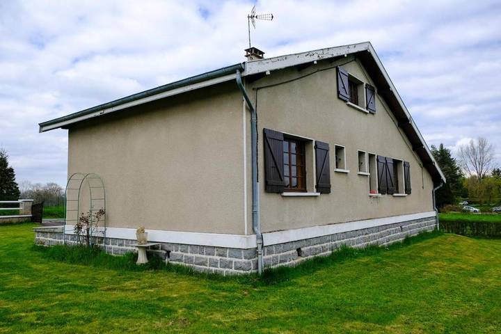 Location de vacances pour 6 personnes, avec vue et jardin dans Lac de Lavalette - 2
