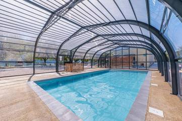 Gîte pour 4 personnes, avec vue et vue sur le lac ainsi que piscine et terrasse, animaux acceptés à Condes