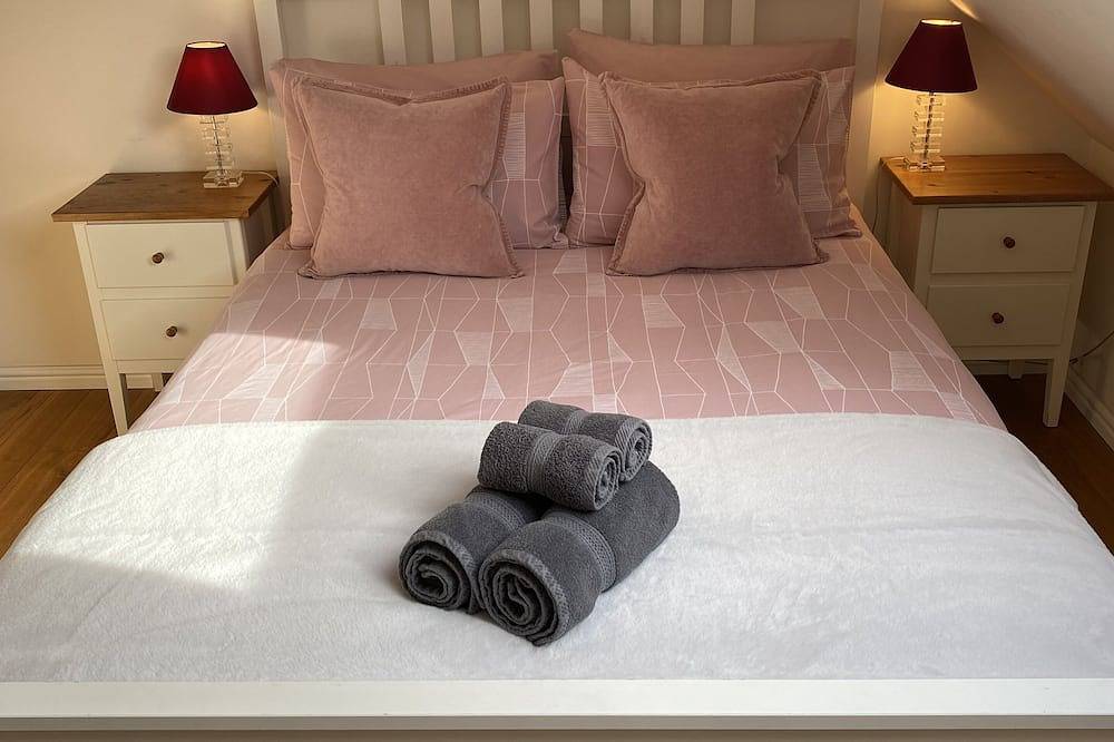 Entire apartment, Gorgeous Apartment with Stunning Views, Old Town. Family friendly. in Edinburgh, Edinburgh and Lothian
