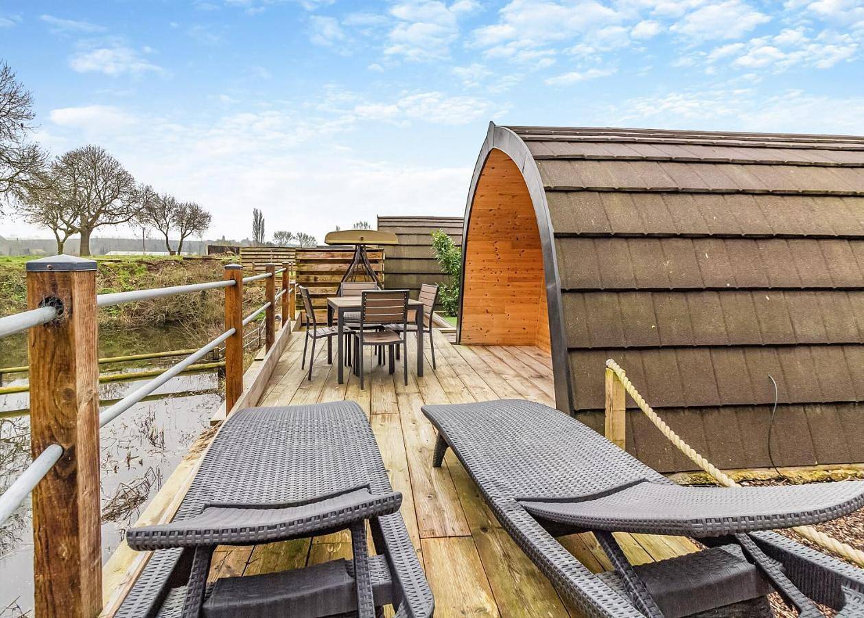 One-Bedroom Holiday Home 2 in Gunthorpe (Nottinghamshire), Nottinghamshire