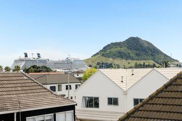Holiday Home for 5 People in Mount Maunganui, Bay of Plenty, Photo 1