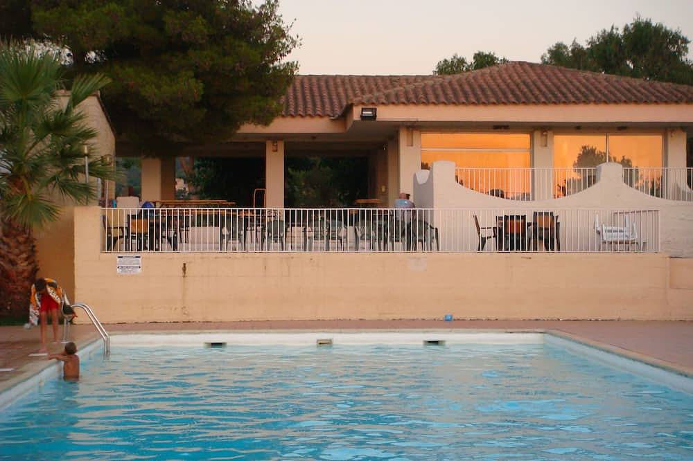 Appartement entier, Porticcio: appartement avec terrasse, vue sur mer, piscine et plage à 800m in Porticcio, Grosseto-Prugna