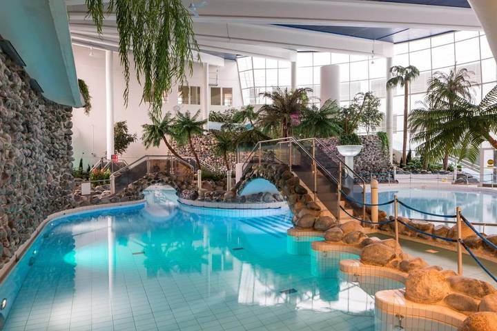 Ferienwohnung für 6 Personen, mit Whirlpool und Terrasse sowie Pool und Sauna