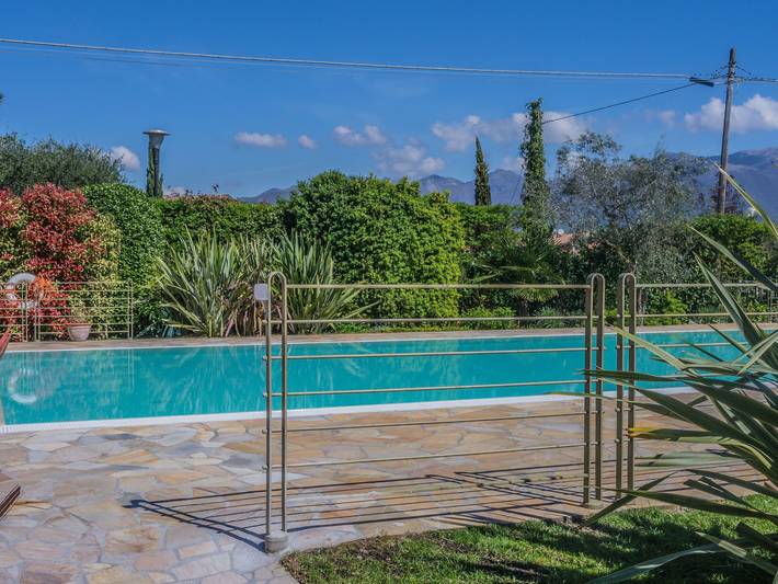 Ferienwohnung für 2 Personen, mit Terrasse und Pool, mit Haustier