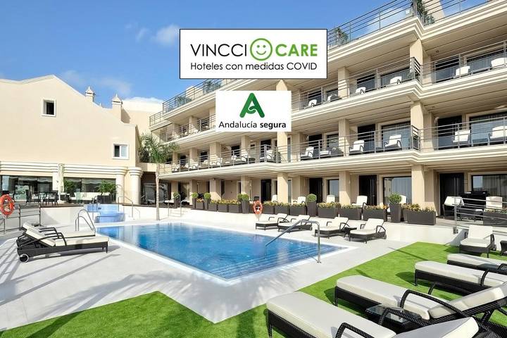 Hôtel pour 2 personnes, avec jacuzzi et jardin ainsi que piscine et sauna