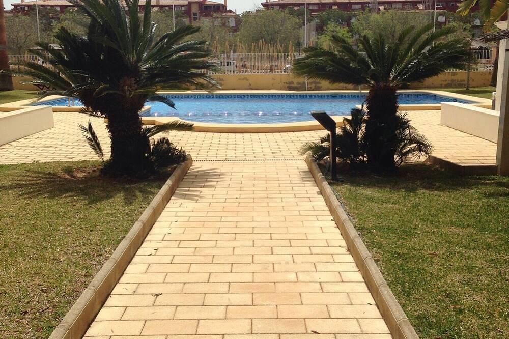 Ganze Wohnung, Herliche 2Bett-Wohnung in Javea Port. Klimaanlage, Wifi, Pool und sichere Garage in Javea Port, Jávea