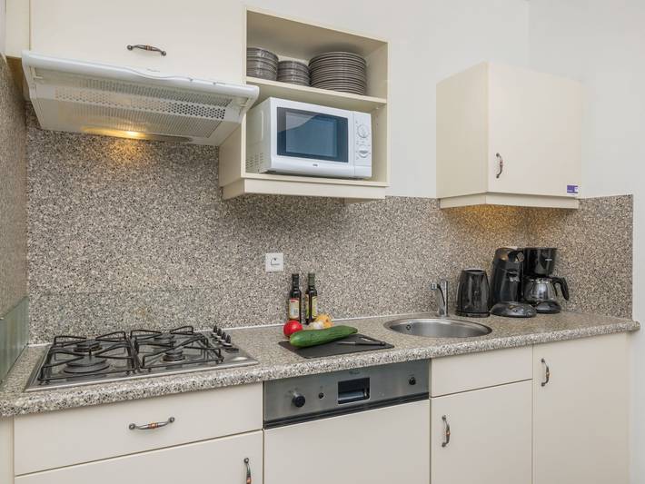 Ferienhaus für 6 Personen, mit Balkon/Terrasse und Terrasse sowie Garten und Pool am Markermeer - 4