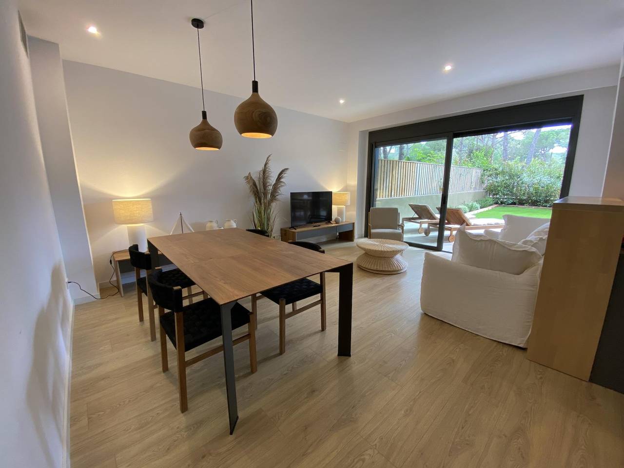 Entire holiday apartment, Apartment new, well equipped and decorated with a modern style and great confort in Palamós, Costa Brava