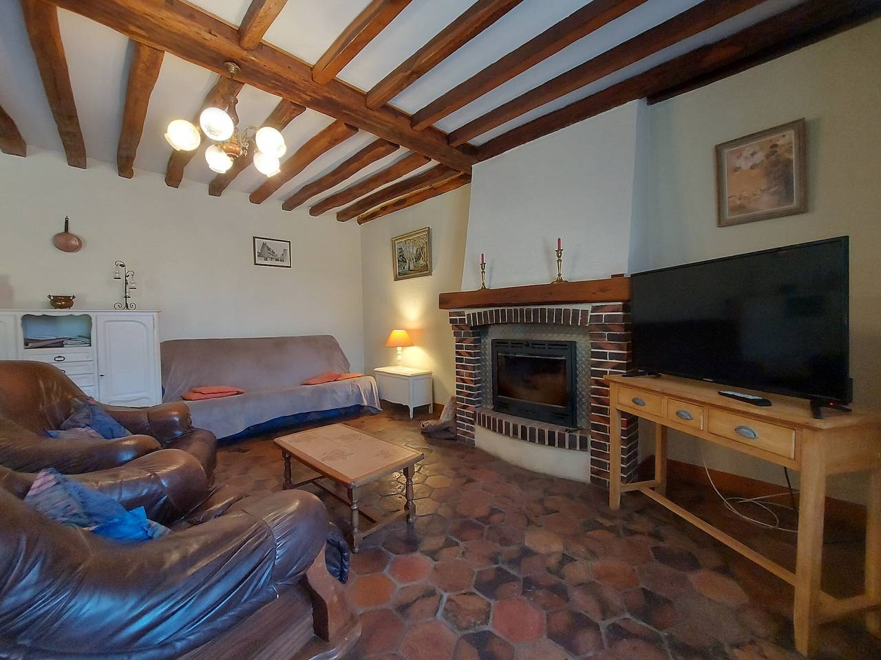 Charmantes Ferienhaus mit Garten und Kamin, ideal für Familien in Dreux und Umgebung