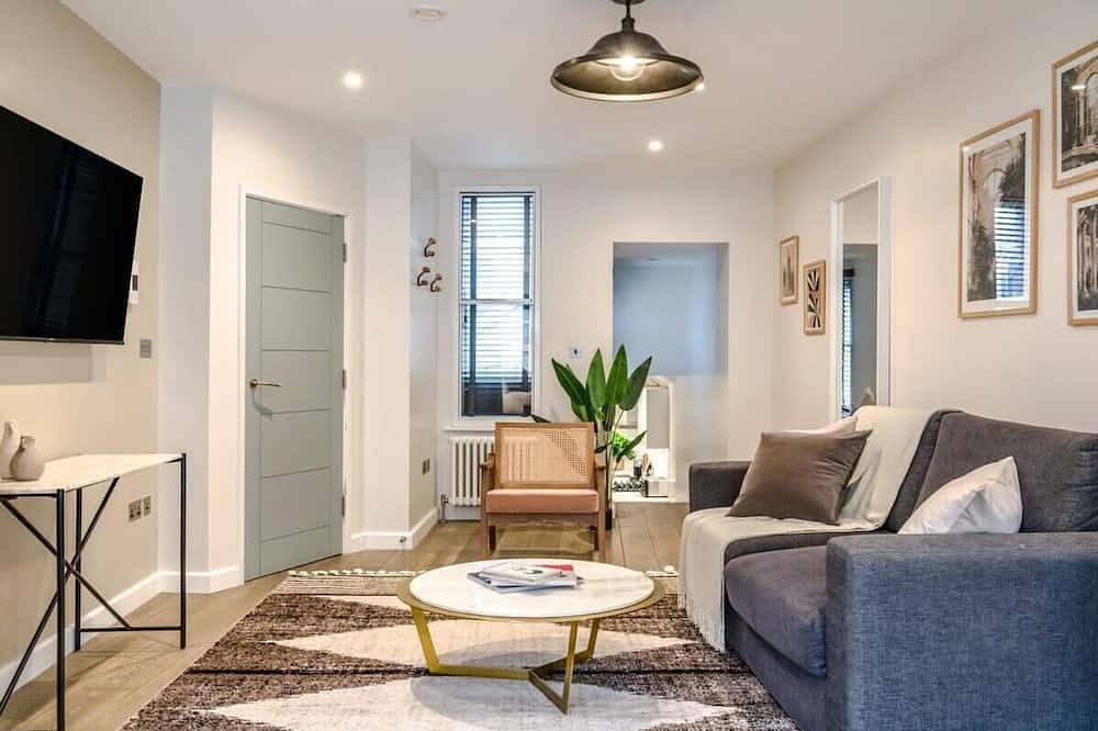 Apartment for 4 People in Chinatown, London