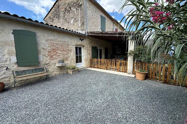 Location de vacances pour 5 personnes, avec Jardin à Illats