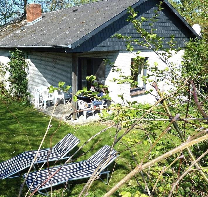 Ferienhaus für 4 Personen, mit Terrasse und Garten sowie Seeblick in Glücksburg - 3