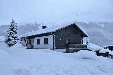 Chalet pour 12 personnes, avec sauna ainsi que jacuzzi et jardin à Les Contamines-Montjoie