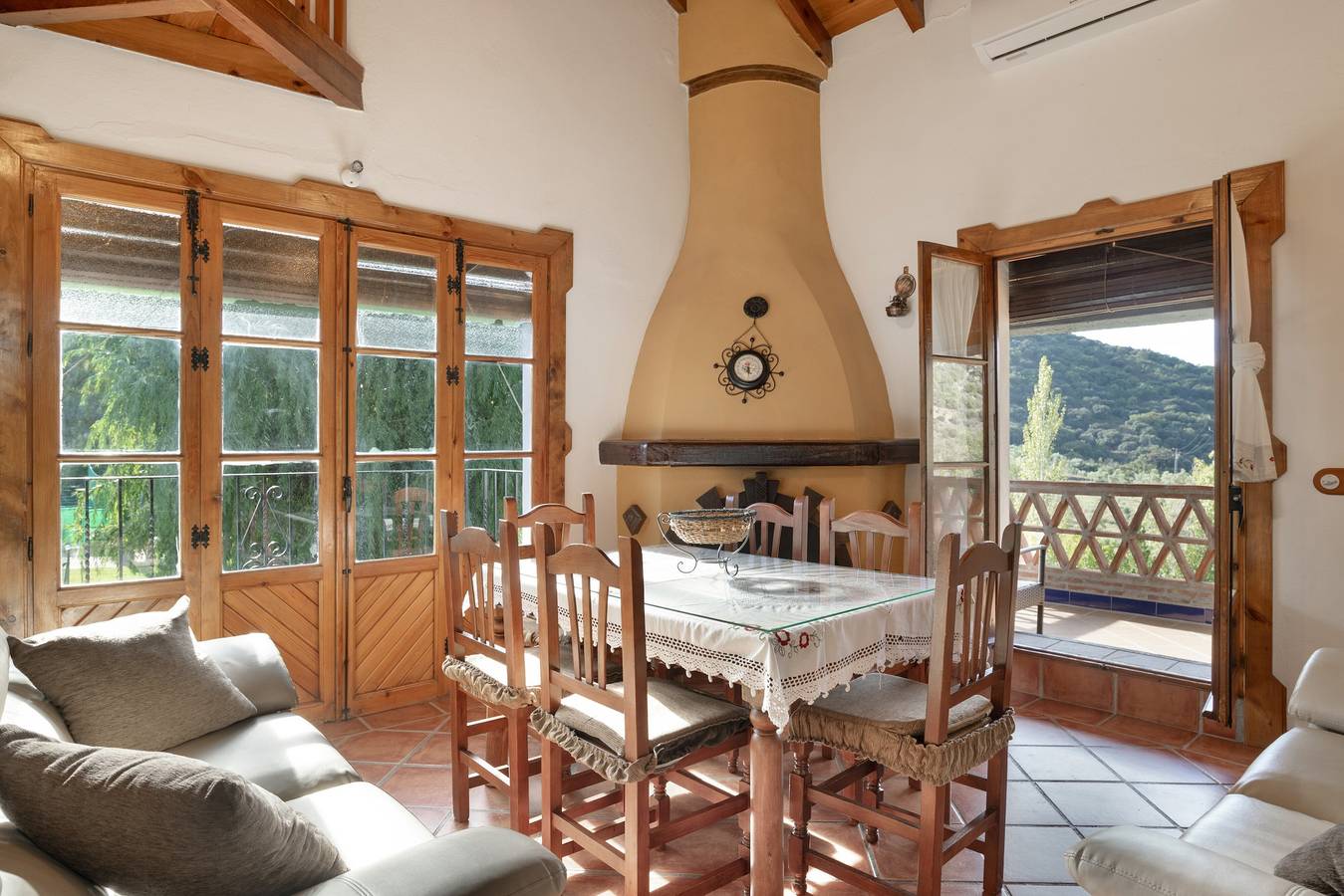 Casa rural 'Monte Las Viñas' con vistas a la montaña, piscina privada y Wi-Fi in Benaoján, Provincia de Málaga