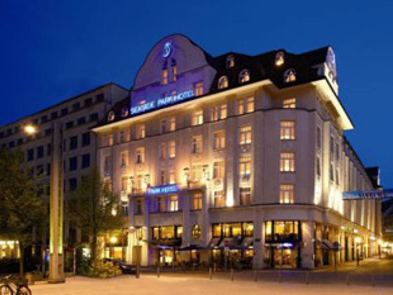 Seaside Park Hotel Leipzig - Standard Doppelzimmer in Leipzig Mitte, Leipzig