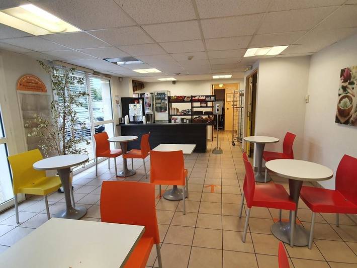 Hôtel pour 3 personnes, avec terrasse à Ville-la-Grand - 3