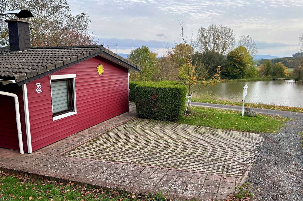 Das rote Haus am See - Ferienhaus in traumhafter Lage in Hohenroda, Rhön-Hessen