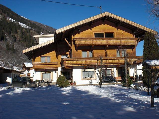 Ganze Ferienwohnung, Pension Klampferer in Milders, Neustift im Stubaital