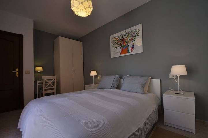 Ferienwohnung für 3 Personen, mit Balkon und Garten in La Caleta de Interián - 2