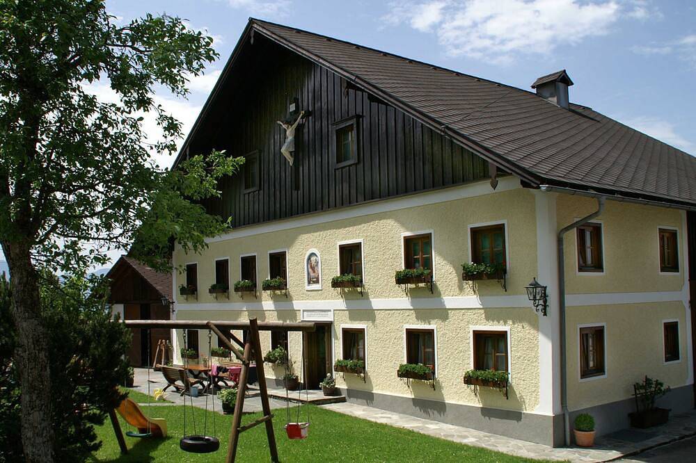 Ganze Wohnung, Ferienwohnung Jaga - Ferienwohnung in Weyregg am Attersee, Traunviertel