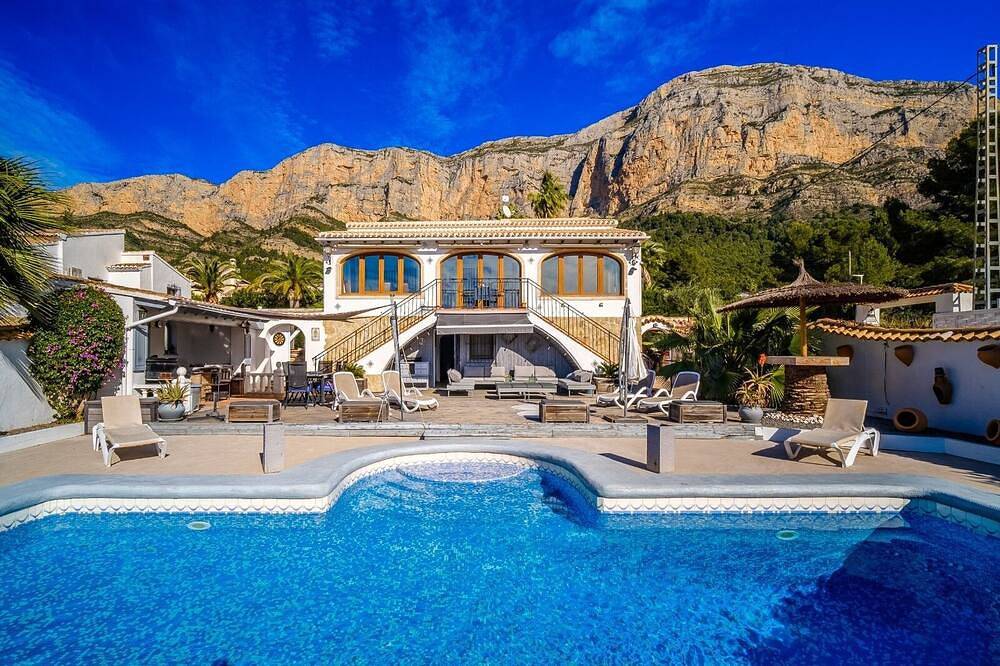 Casa vacanza a Jávea a partire da 571€ a notte