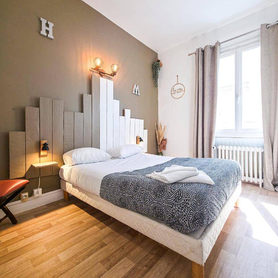 Double Room in Cournon-d'Auvergne, Région de Clermont-Ferrand