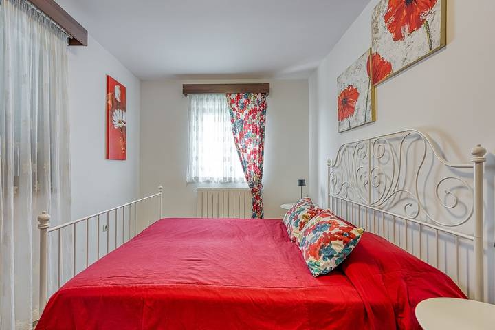 Ferienwohnung für 2 Personen, mit Balkon/Terrasse und Pool, mit Haustier in Peroj - 4