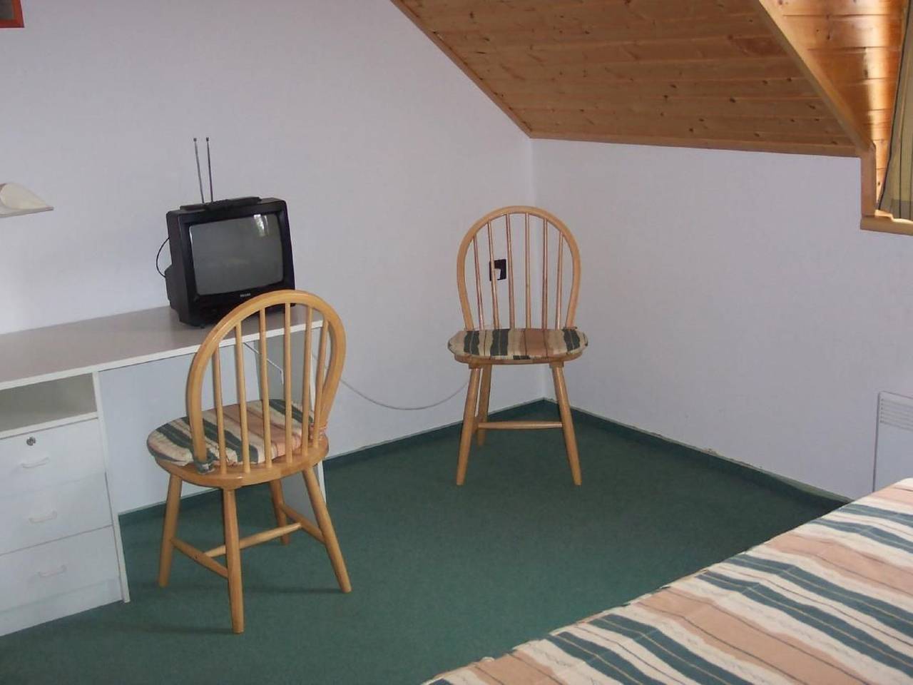 Ganze Wohnung, Appartement B in Strandnähe mit Terrasse und Grill in Balatonföldvar, Plattensee Südufer