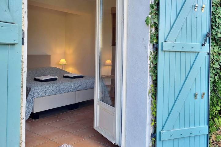 Location de vacances pour 10 personnes, avec jardin à Cazedarnes - 4