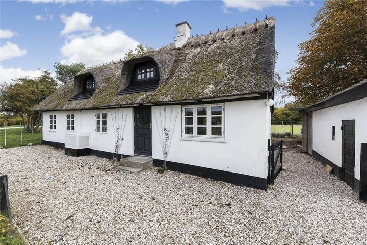 Ferieudlejning for 6 personer, med have i Faxe Ladeplads