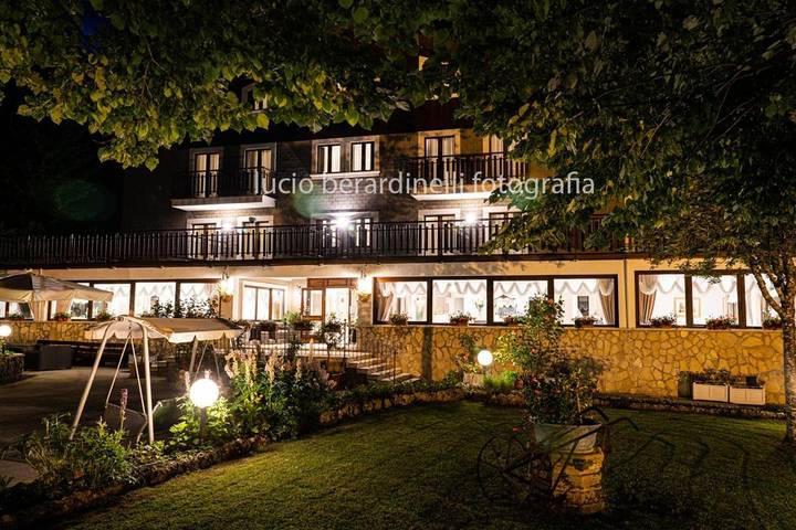 Hôtel pour 2 personnes, avec jardin ainsi que sauna et vue à Pescasseroli - 3