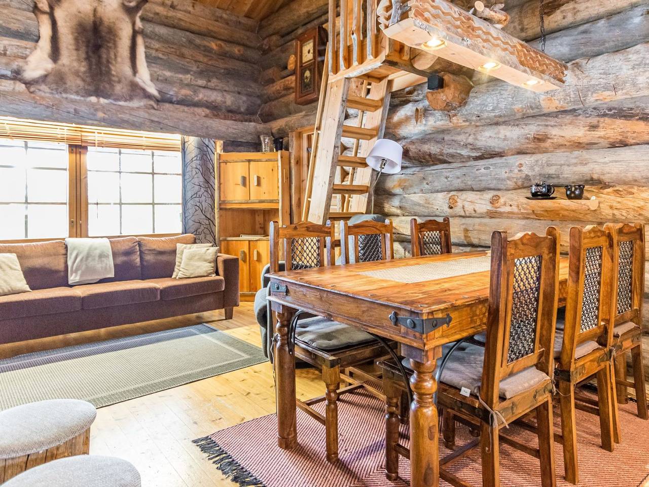 Seitsemän savua 4 in Ruka, Nordösterbotten