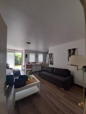 Cottage pour 6 personnes, avec jardin à Lognes