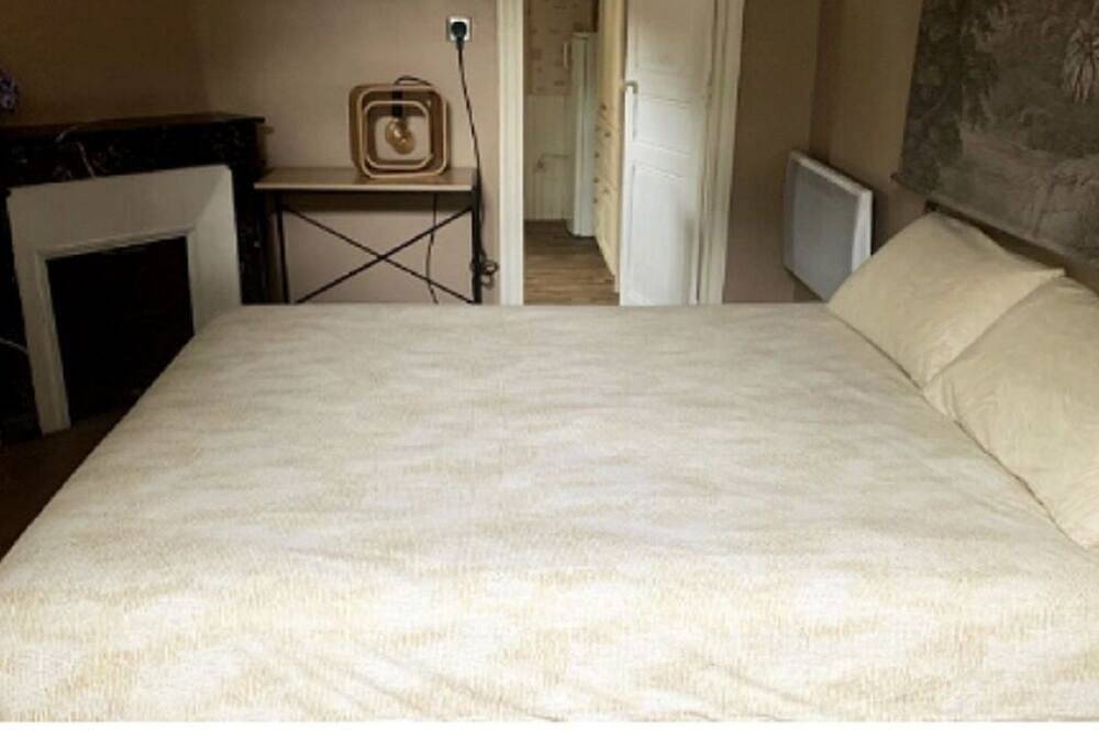 Appartamento intero, T2 Anglet near beach, port, garden not overlooked, 5 mins drive from the beach in Anglet, Bayonne e dintorni