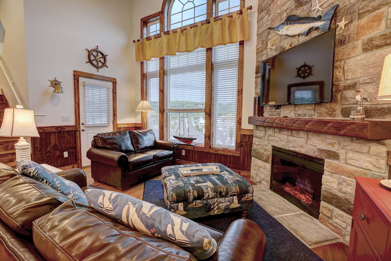 Ganze Wohnung, Stormy Point Village in Table Rock Lake