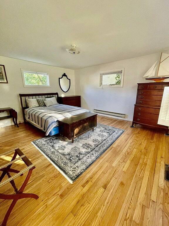 Mystic Coastal Gem: 3Br Ideal for Families! in Mystic, Connecticut