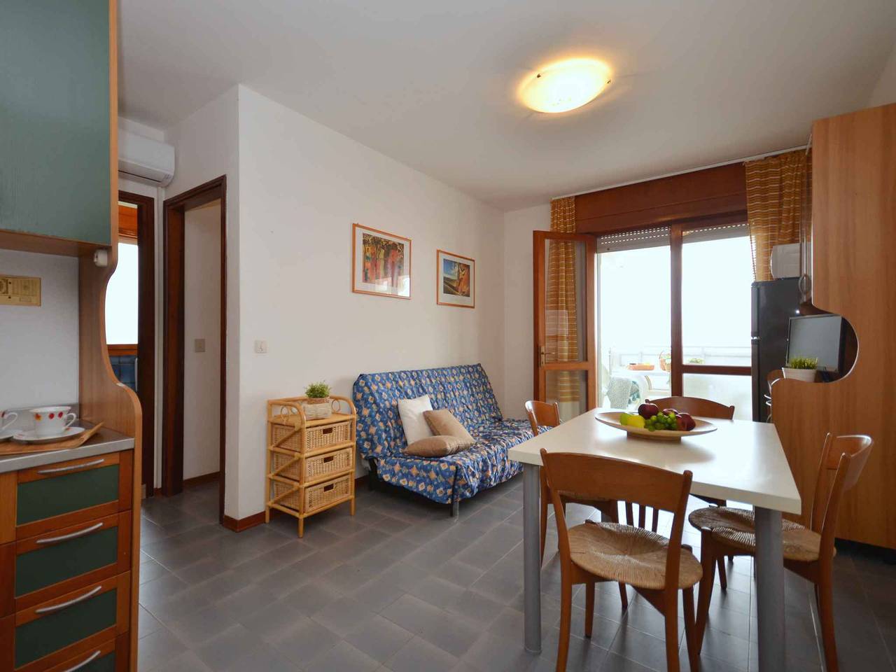 Appartement de vacances entier, Appartement de vacances avec climatisation et balcon  in Bibione, Province de Venise