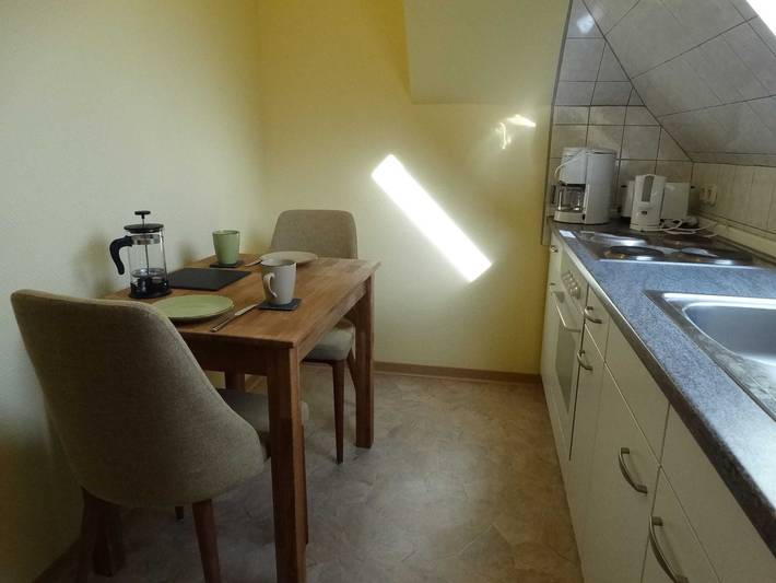 Hütte für 2 Personen, mit Garten in Mecklenburgische Seenplatte - 2