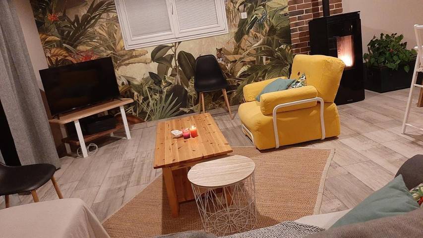 Gîte pour 5 personnes, avec vue et balcon à Berrien - 4