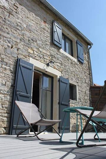 Gîte pour 8 personnes, avec jardin à Aiserey