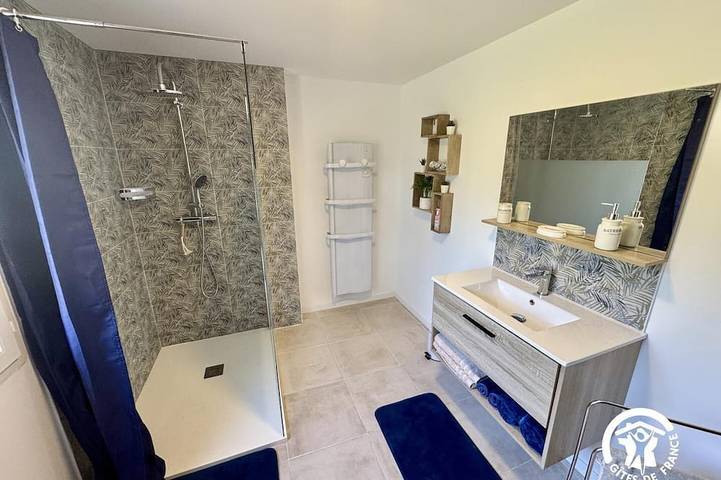 Location de vacances pour 2 personnes, avec jardin à Roullens - 4