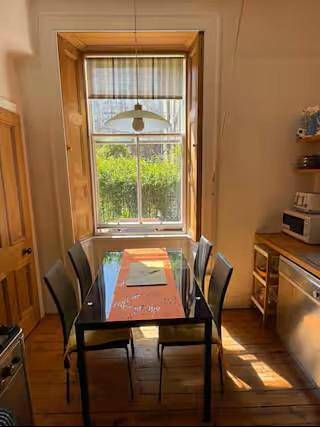 Casa de huéspuedes para 2 personas, Se admiten mascotas en Edimburgo
