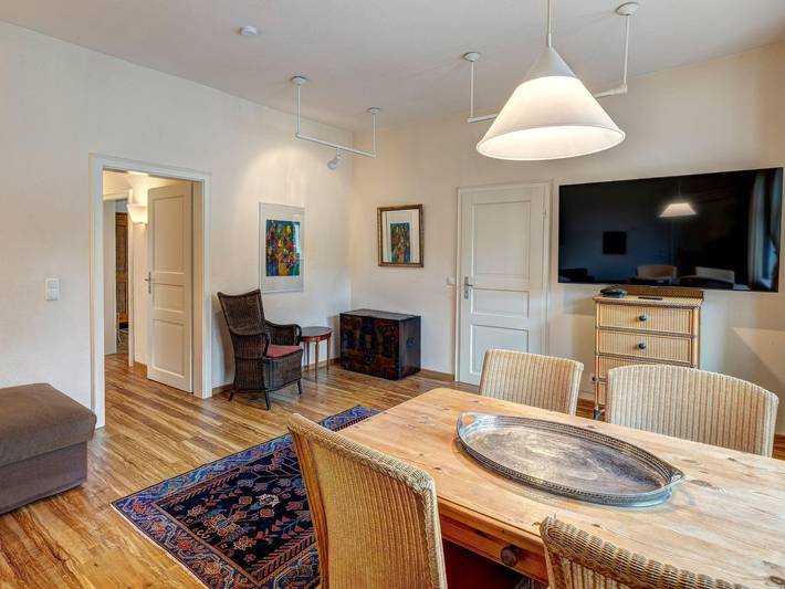 Ferienwohnung für 5 Personen, mit Balkon und Garten in Kölpinsee