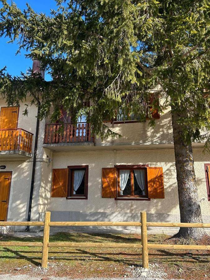 Casa vacanza per 6 persone, con Balcone e Giardino nonché Panorama a Ovindoli