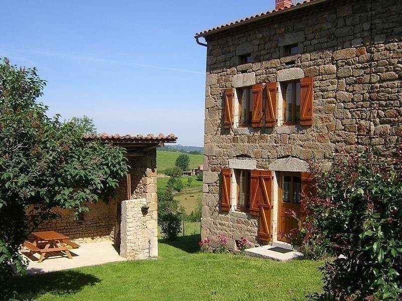 Gîte ''les Villes'' in Ceilloux, Parc Naturel Régional Livradois-Forez
