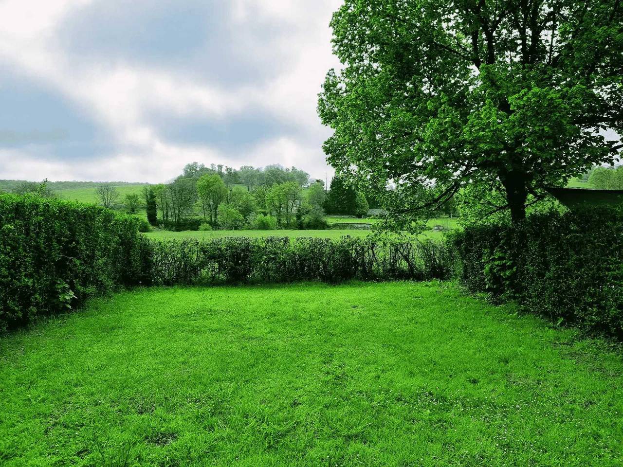 Cabane - ccbbcaf in Charlieu, Roanne und Umgebung